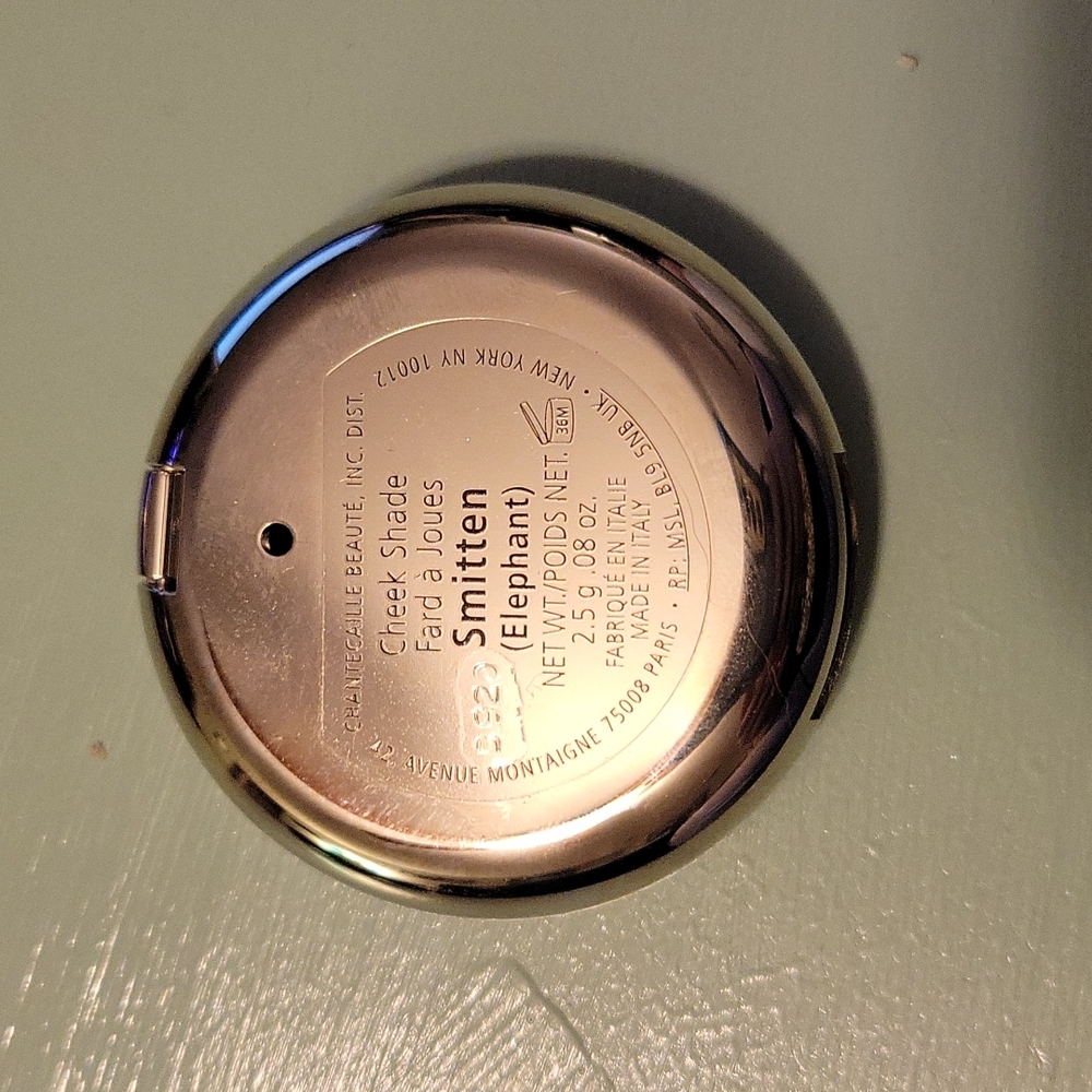 Chantecaille blush in Smitten